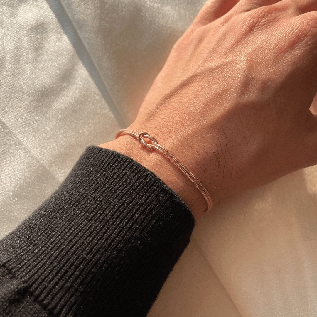 Love Knot Bracelet | Adjustable | Minimalist | Golden Bracelet | Women's Bracelet-Allison Arch